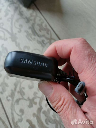 Зарядное для сотовых