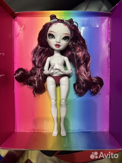 Кукла Rainbow High Lavender, Pinkie, Scarlet