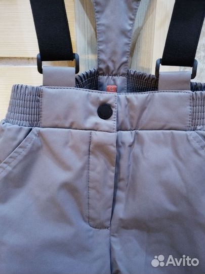 Продам демисезонный костюм для девочки