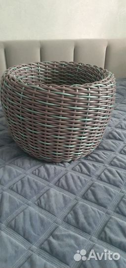 Кашпо из ротанга