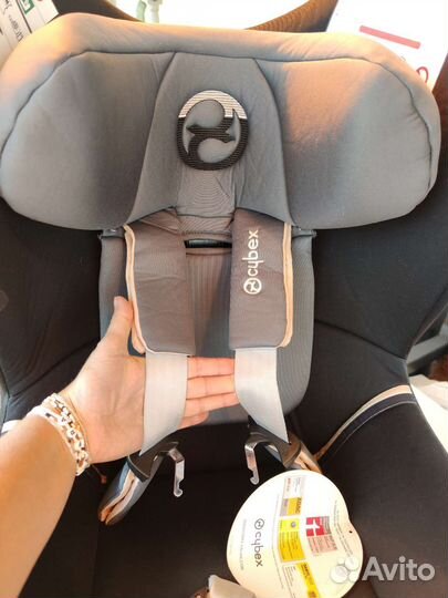 Детское автокресло- люлька с базой сайбекс