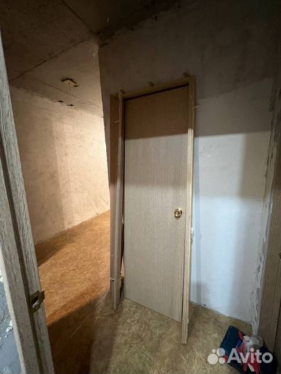 Дверь межкомнатная 600 с коробкой бу