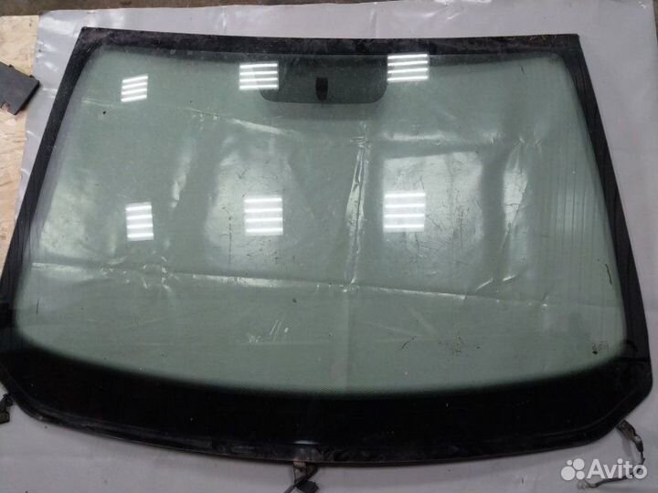 Стекло лобовое Renault Logan седан 1.6 2014