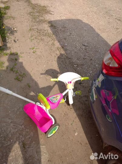 Детский трехколесный велосипед