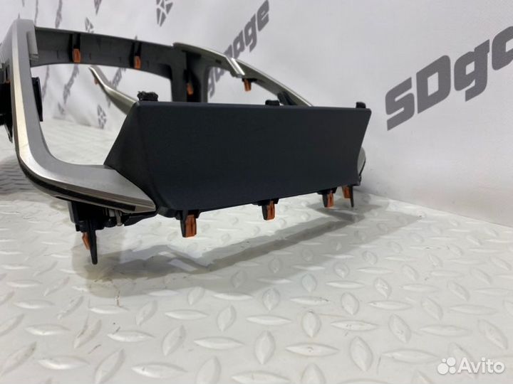 Накладка центральной консоли Lexus Nx 300H/200T