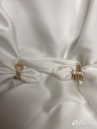 Кольцо женское под золото (бижутерия)