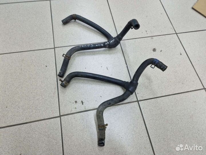 Патрубок охлаждения VW Golf 3, Vento 1H0121109B/L