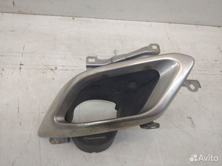 Насадка глушителя задняя левая Lexus Rx 4