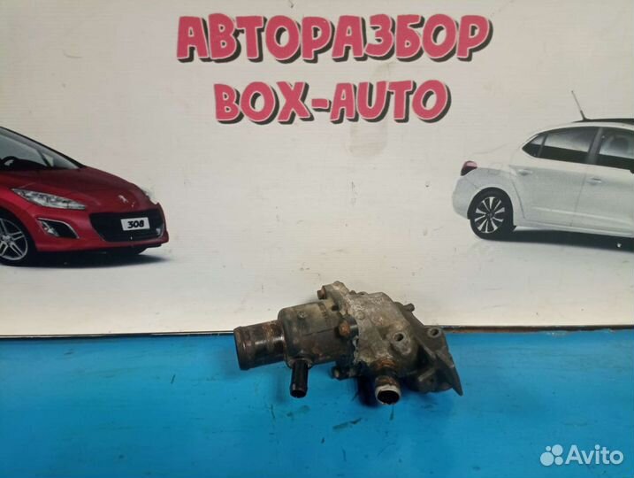 Корпус термостата Renault Logan 1
