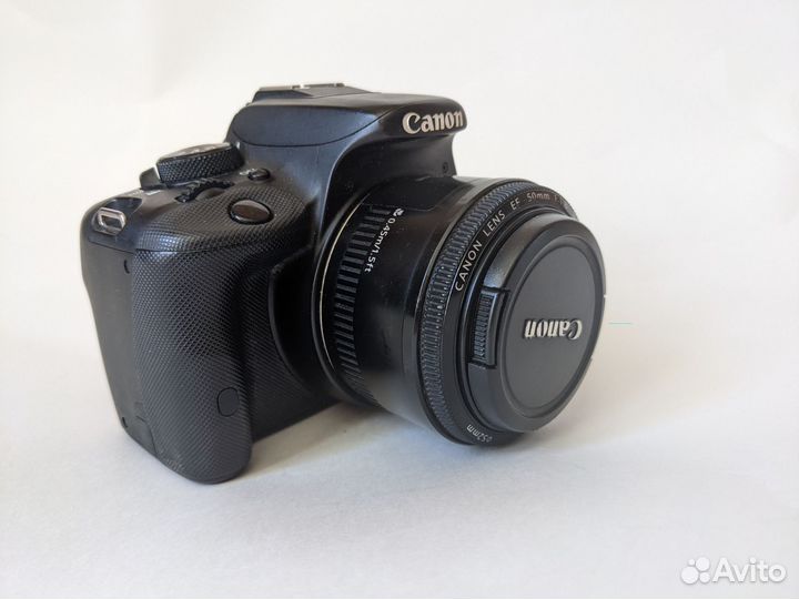 Зеркальный фотоаппарат canon 100d