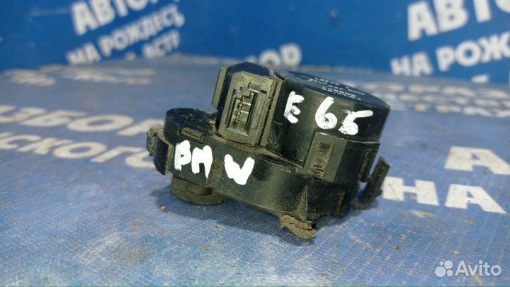 Моторчик заслонок отопителя Bmw E65 седан N62B44
