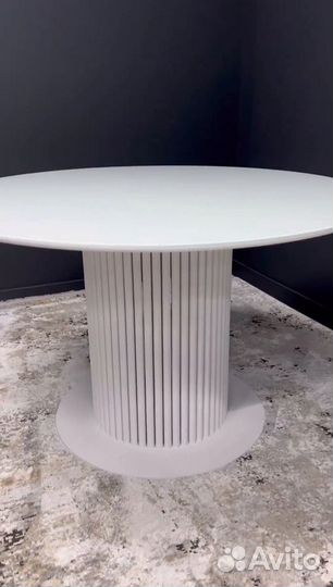 Круглый стол со стульями на заказ