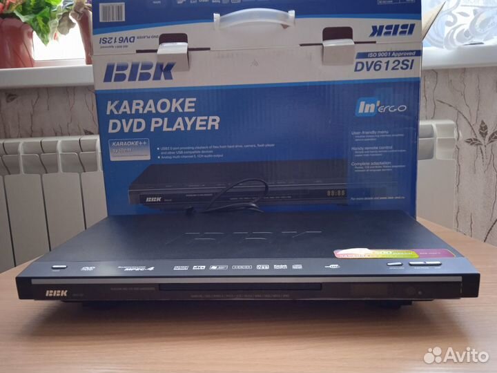 Dvd плеер BBK и диски с фильмами