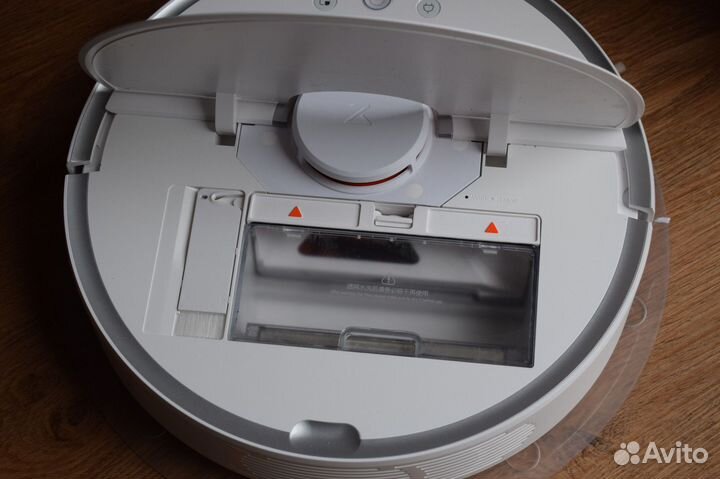 Робот частями Roborock S5
