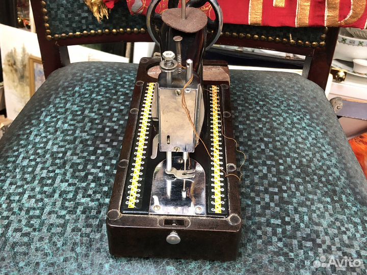 Швейная машинка из ссср- детство