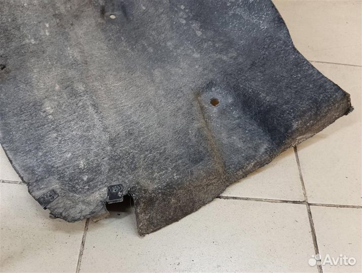 Подкрылок передний правый Citroen C5 2009