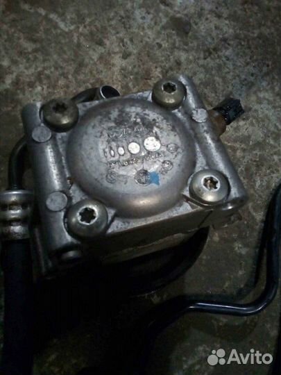 Насос гидроусилителя Ford Focus 2 1.6 2005-2011