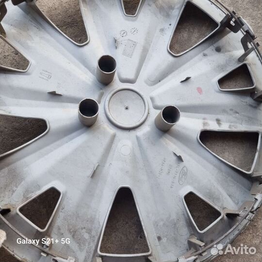 Колпаки Ford Focus III R16