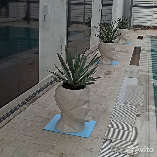 Кашпо Голова Лофт