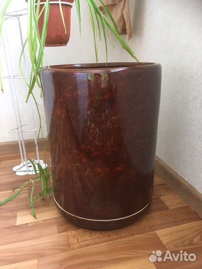 Горшок цветочный напольный