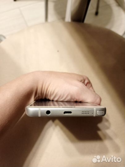 Samsung Galaxy Note 5, 4/64 ГБ