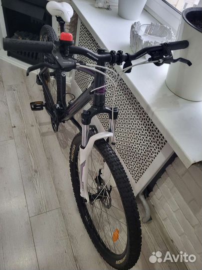 Велосипед Merida Juliet 27.5 рама 18.5