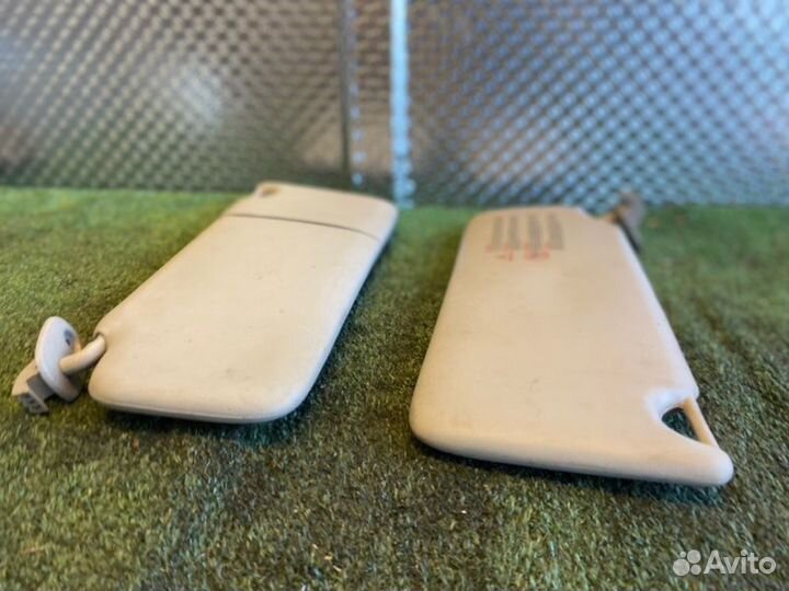 Козырек солнцезащитный Renault Symbol 1 Рест. K4J