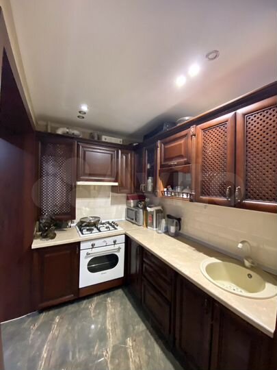 2-к. квартира, 52 м², 3/5 эт.