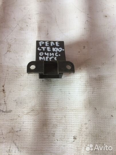 Реле стекло очистителя Mercedes Sprinter