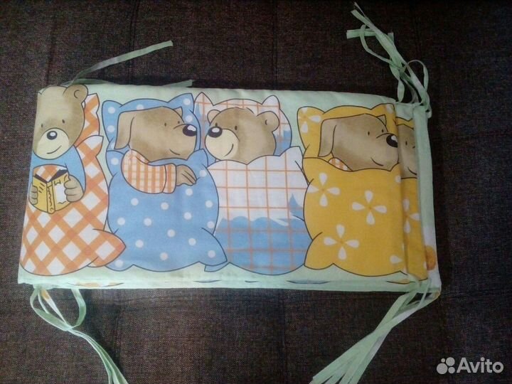 Бортики в кроватку