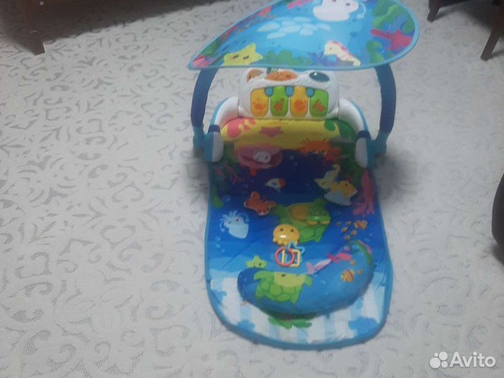 Развивающий коврик с пианино