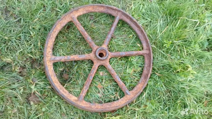 Старинное колесо