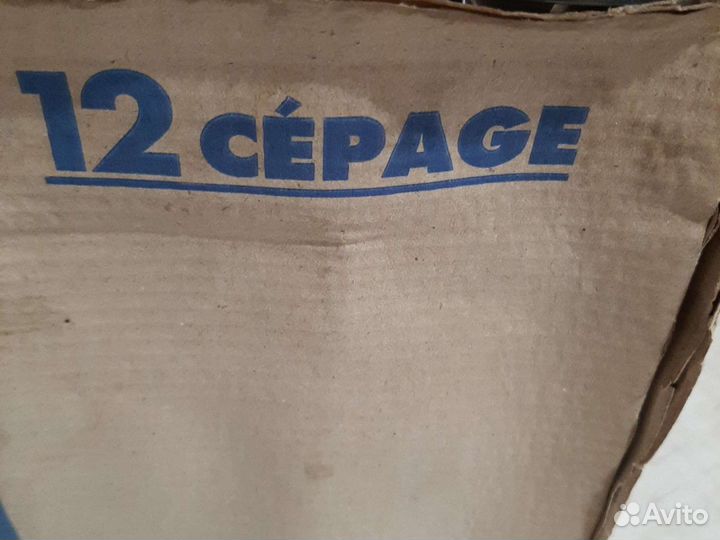 Бокалы для вина новые