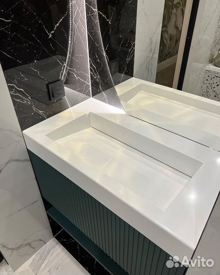 Тумба в ванную и шкаф