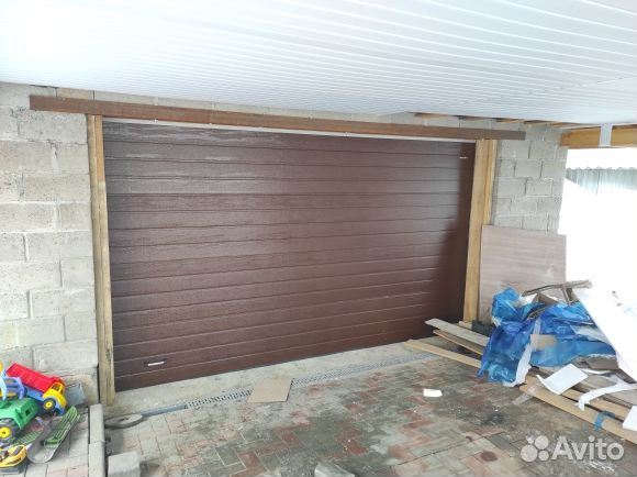 Ворота секционные на гараж
