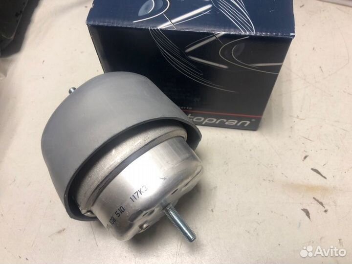 Опора двигателя Audi A6 C5 1997-2004