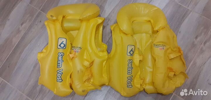 Жилеты для плавания