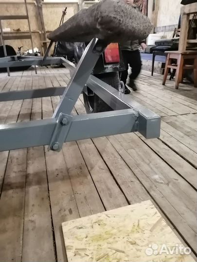 Лодочный прицеп