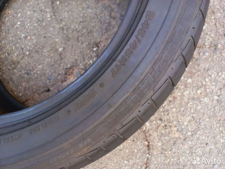 Bridgestone Potenza RE050 245/45 R17 95W