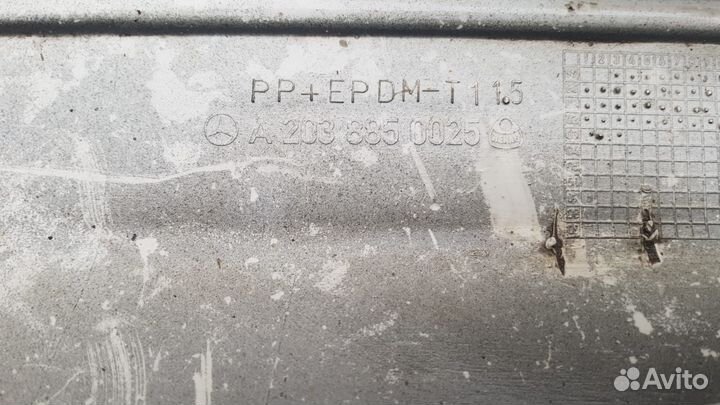 Передний бампер Мерседес w203 C-class доресталинг