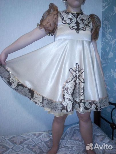 Костюм танцевальный народный для девочки 10-12 лет