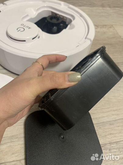 Робот пылесос новый