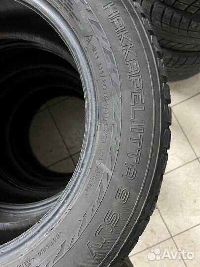 Nokian Tyres Hakkapeliitta 9 SUV 235/60 R18