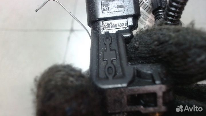 Датчик положения коленвала Volkswagen Touran, 2006