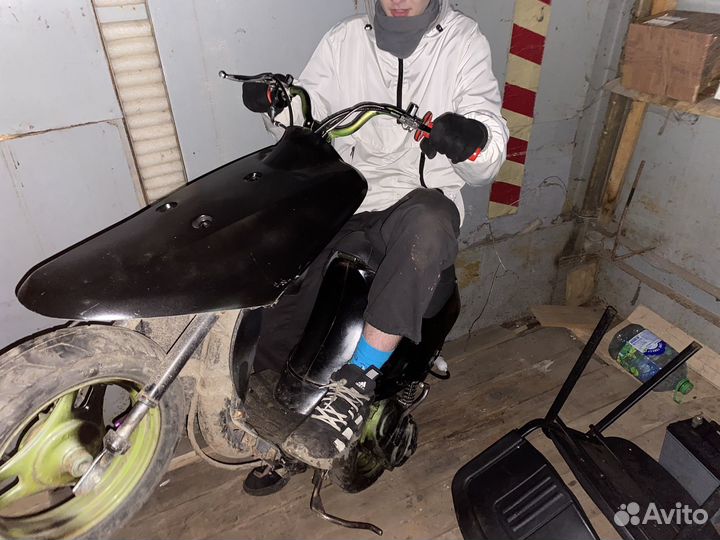 Скутер с очень хорошим торгом 139qmb стант пушка