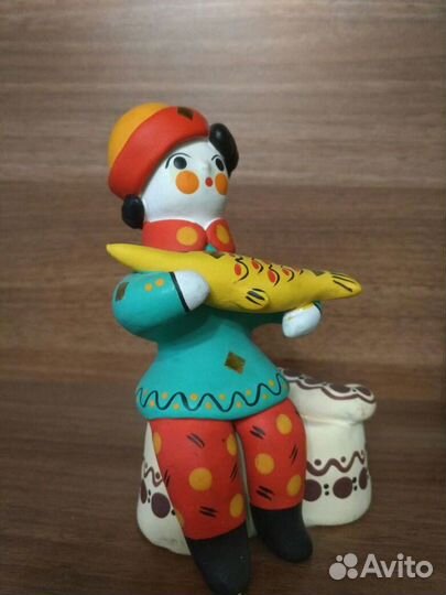 Традиционная дымковская игрушка