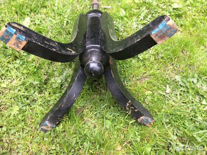 Ножка стула вращающаяся старинная