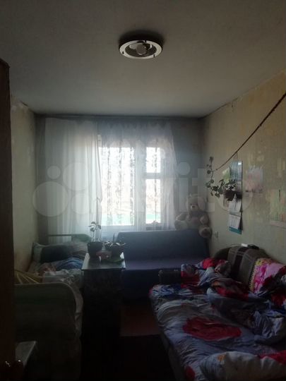 4-к. квартира, 65 м², 3/3 эт.