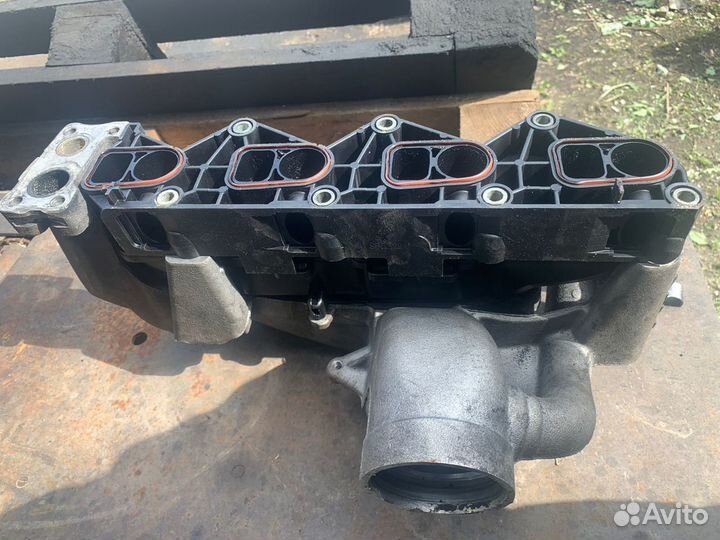 Коллектор впускной M646 984 mercedes 906