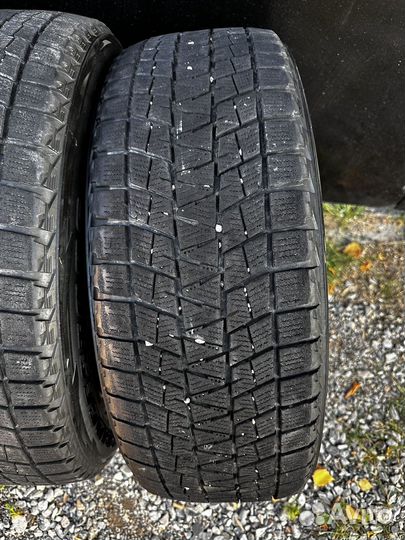 Bridgestone Blizzak DM-V1 215/60 R17 96R